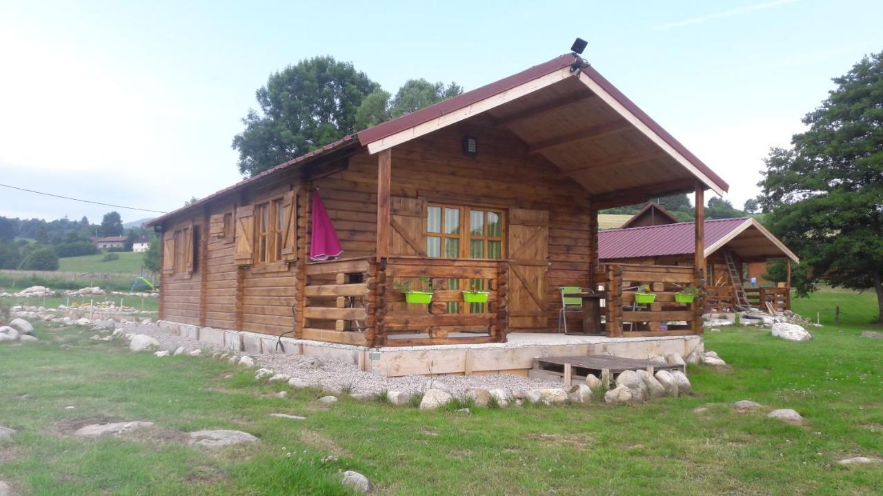 Chalets Les 5 Loups Gerbepal Exterior photo