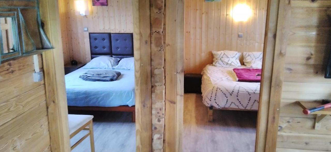 Chalets Les 5 Loups Gerbepal Exterior photo