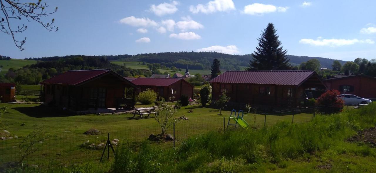 Chalets Les 5 Loups Gerbepal Exterior photo