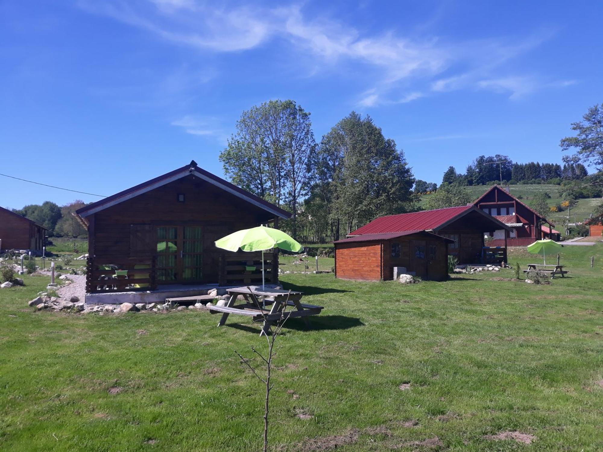 Chalets Les 5 Loups Gerbepal Exterior photo